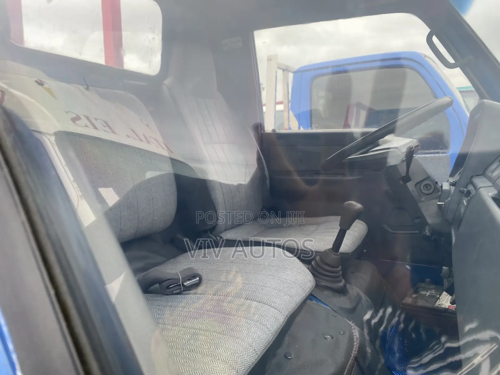 Toyota Dyna Direct Hand 200