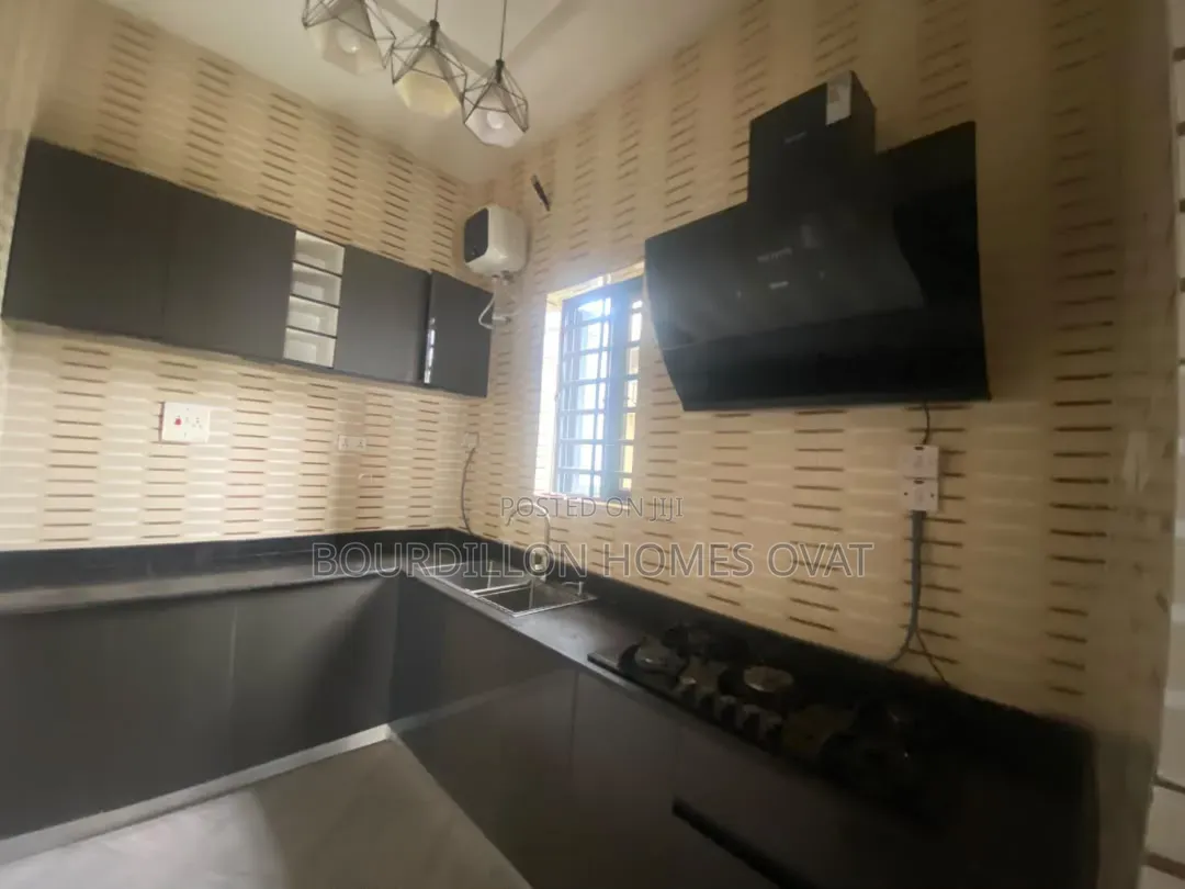 3bdrm Duplex in Orchid Lekki Lagos for rent