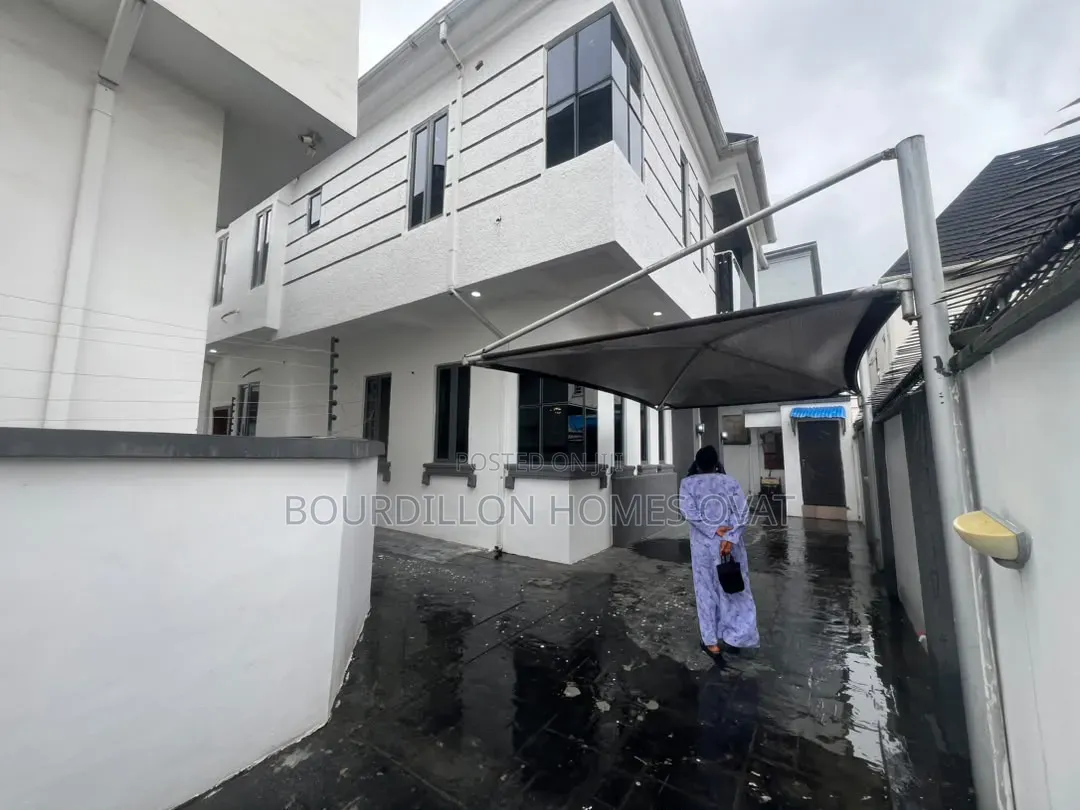 5bdrm Duplex in Chevron Lekki Lagos for rent
