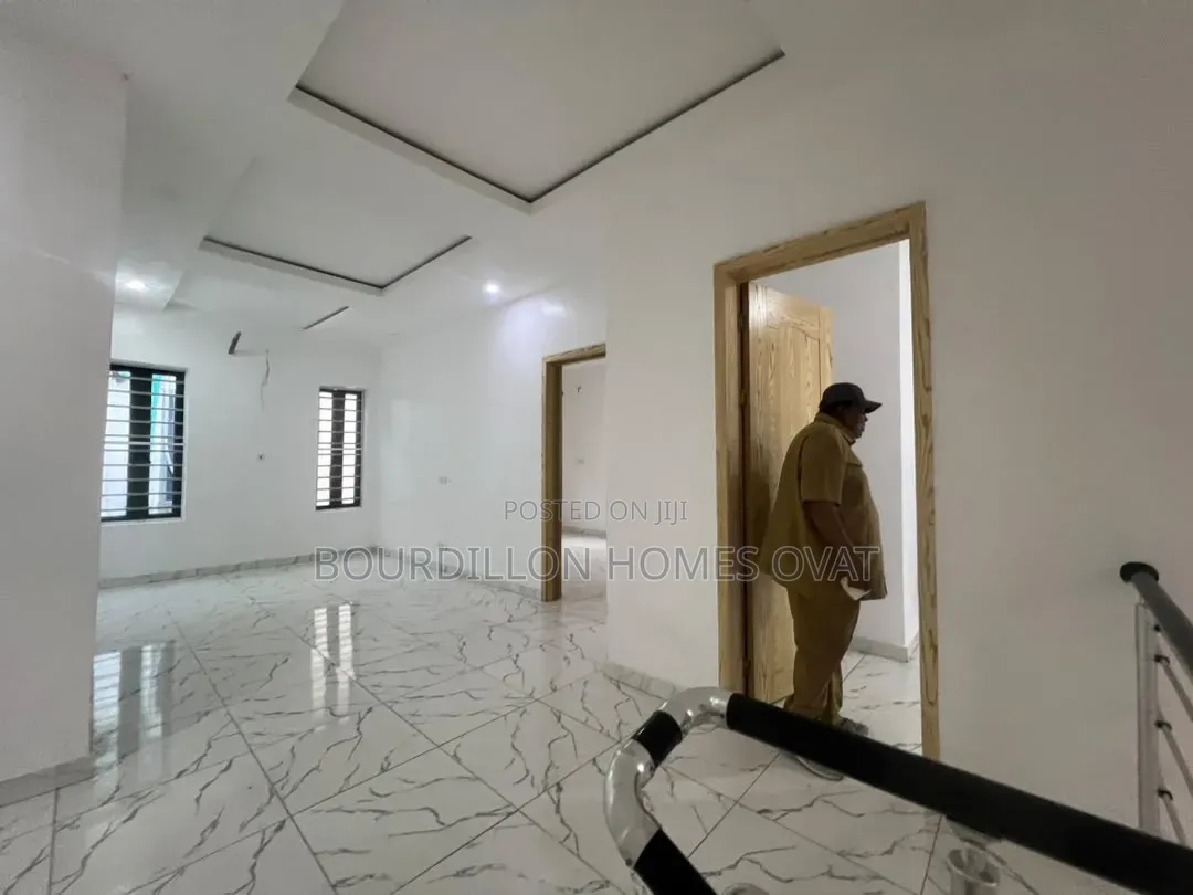 5bdrm Duplex in Chevron Lekki Lagos for rent