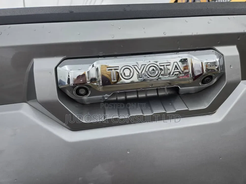 New Toyota Tundra 2025 Silver