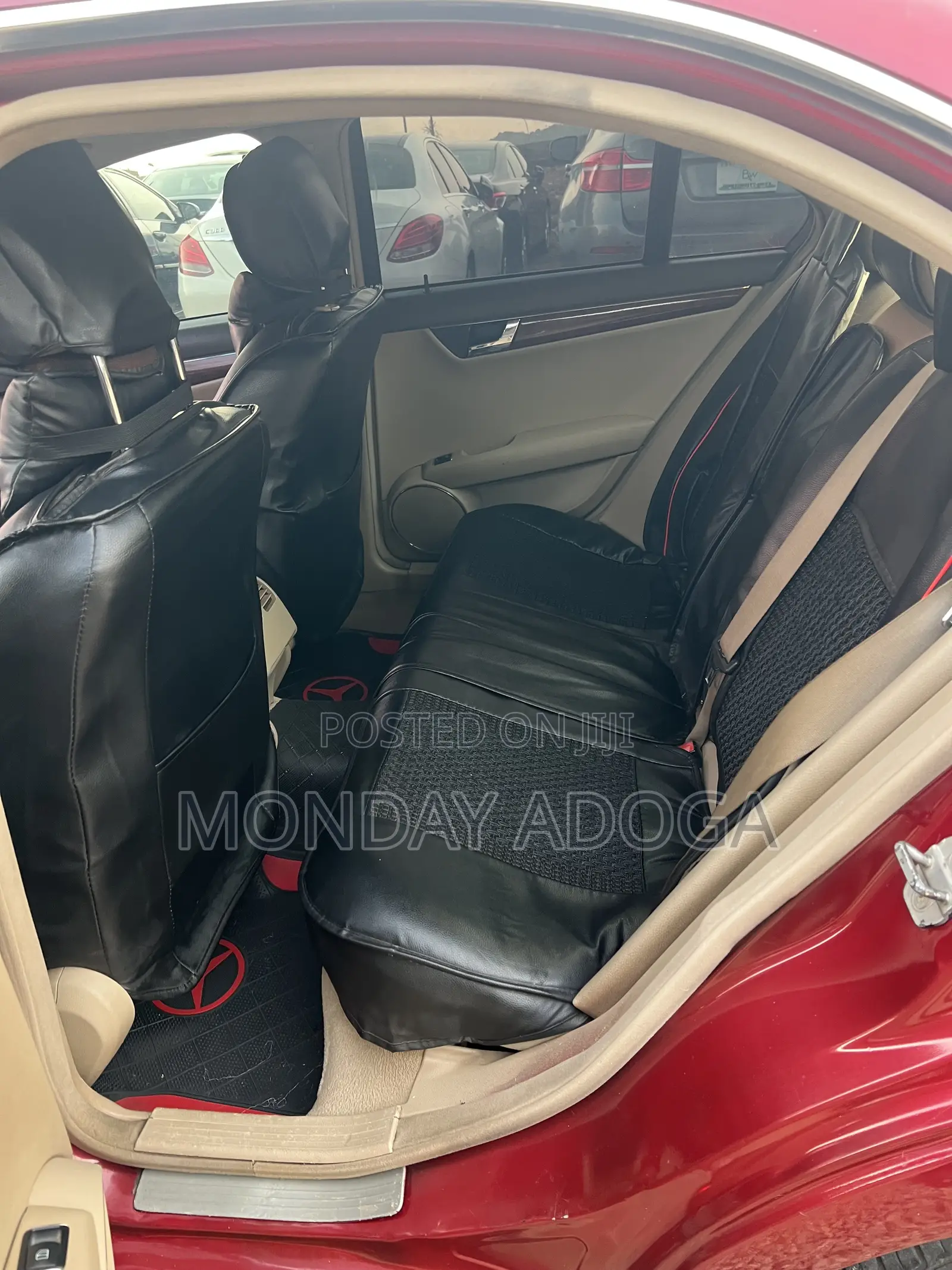 Mercedes-Benz C300 Luxury Sedan AWD (3.0L 6cyl 7A) 2009 Red