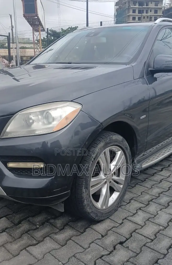 Mercedes-Benz M Class ML 350 4Matic 2012 Gray