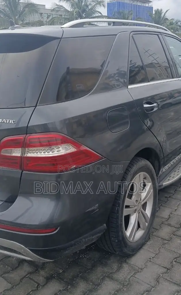 Mercedes-Benz M Class ML 350 4Matic 2012 Gray