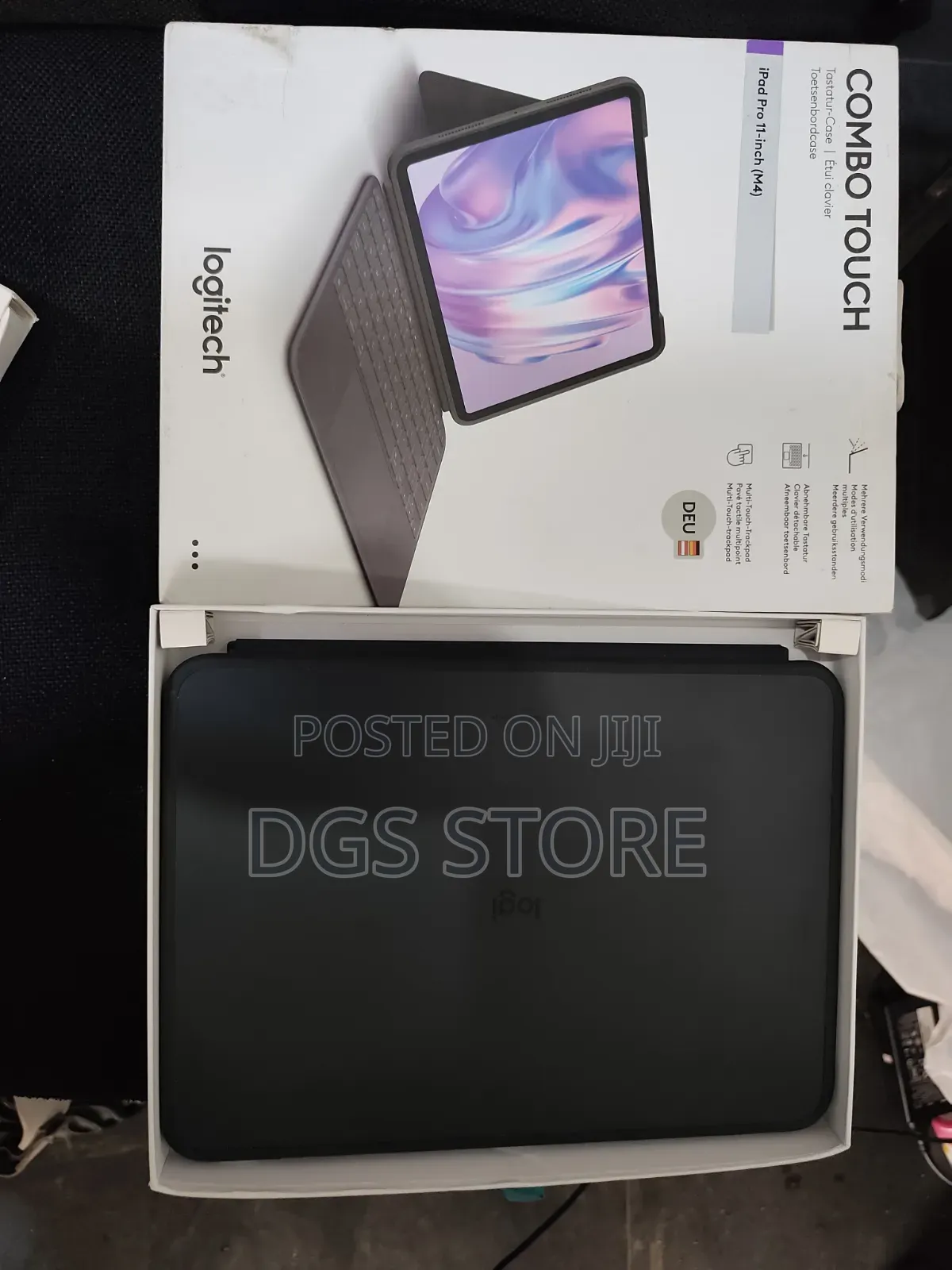 Logitech Combo Touch for iPad Pro 11" M4 M5 Keyboard