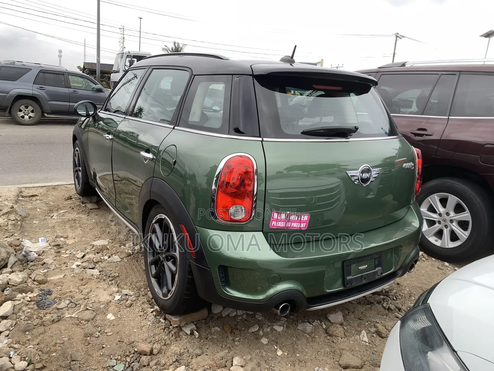Mini Cooper S 2dr Hatchback (2.0L 4cyl Turbo 6M) 2015 Green