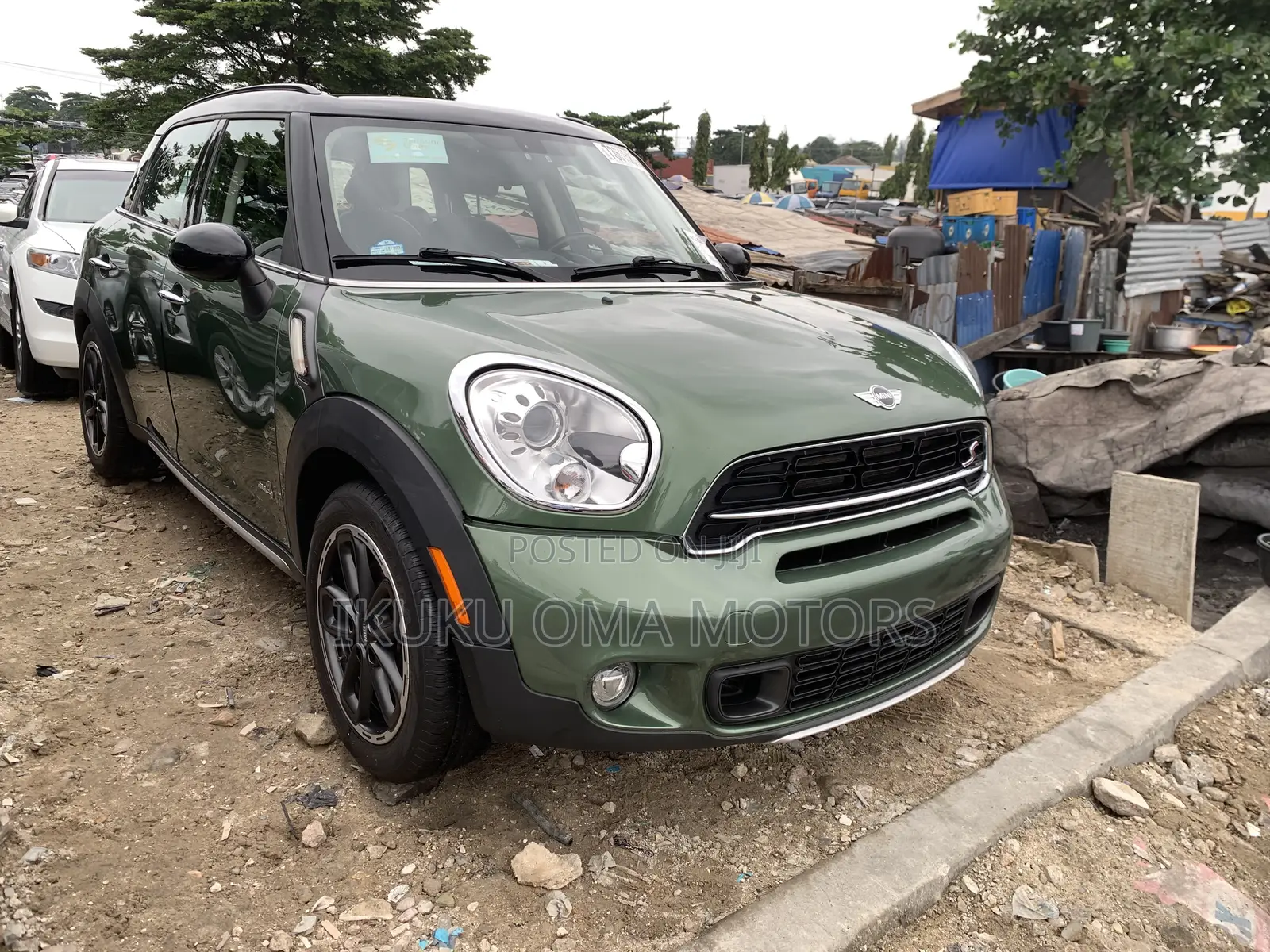 Mini Cooper S 2dr Hatchback (2.0L 4cyl Turbo 6M) 2015 Green
