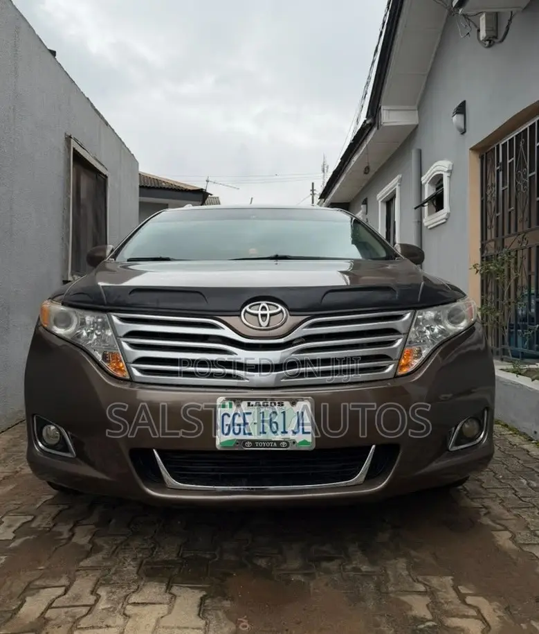 Toyota Venza 2010 Brown