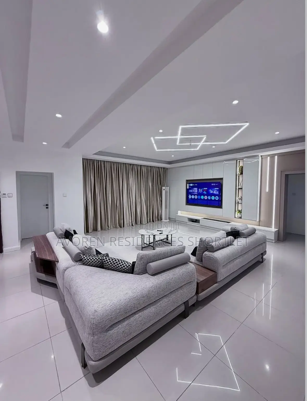 Luxurious 2 Bedroom Apartment Shortlet in Ikeja