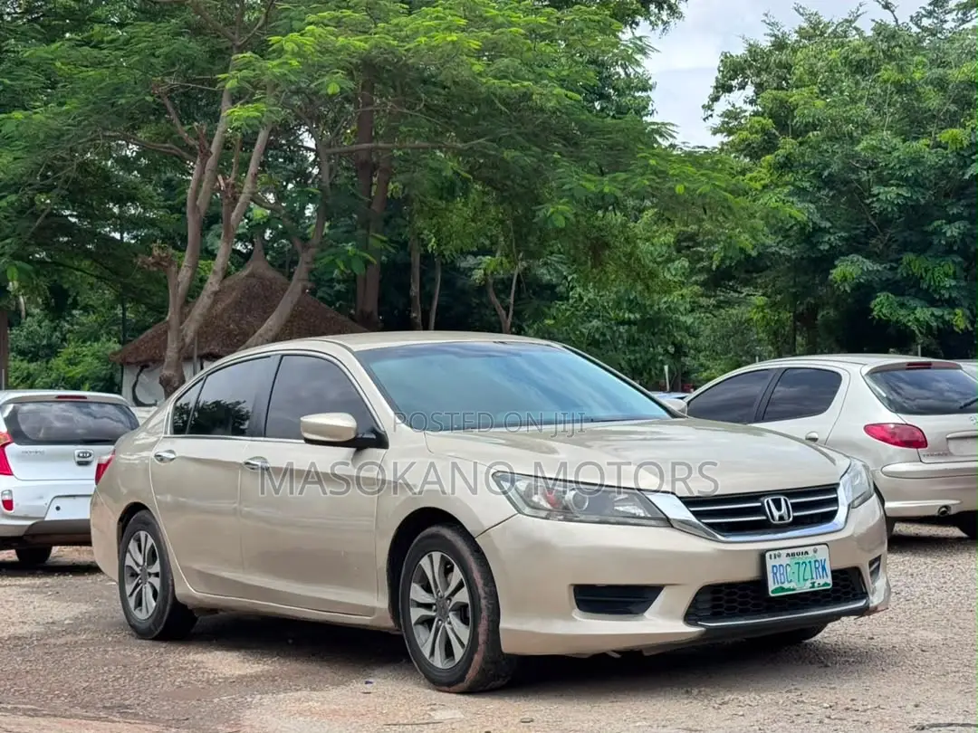 Honda Accord 2013 Gold
