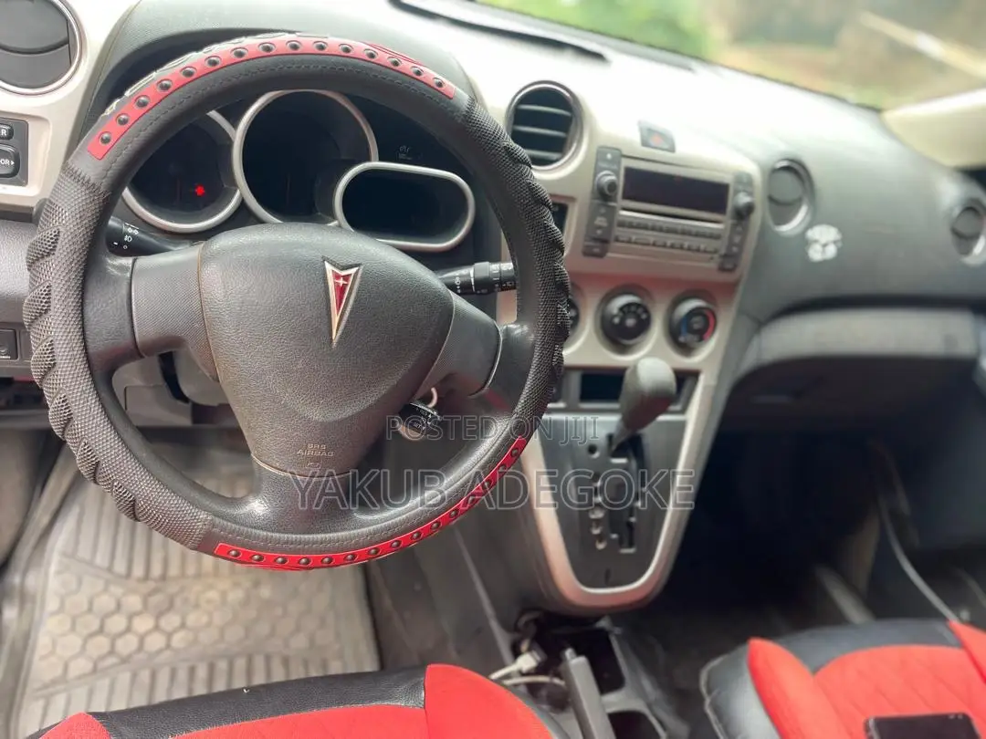 Pontiac Vibe 2008 Gray