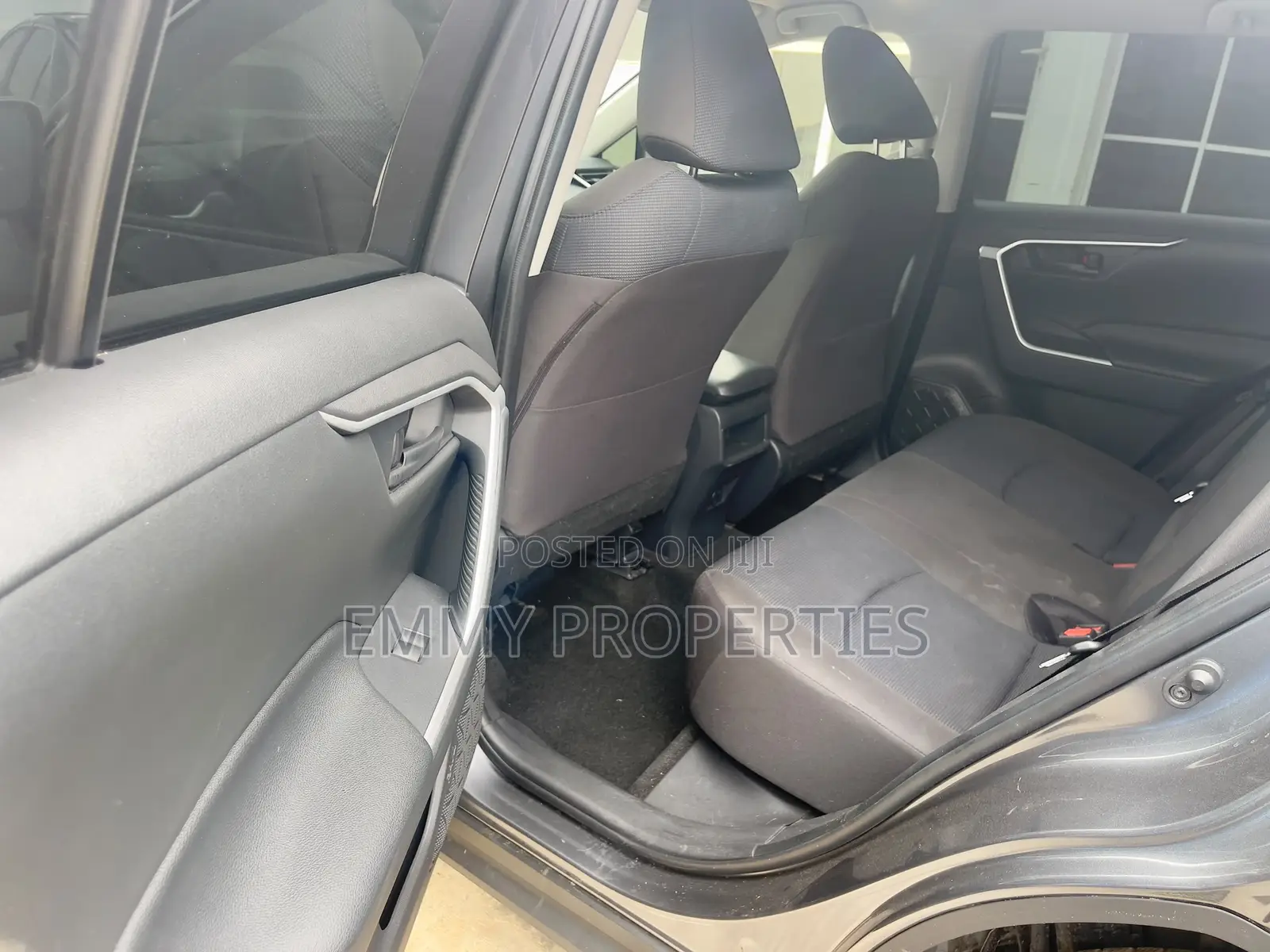 Toyota RAV4 2020 Gray