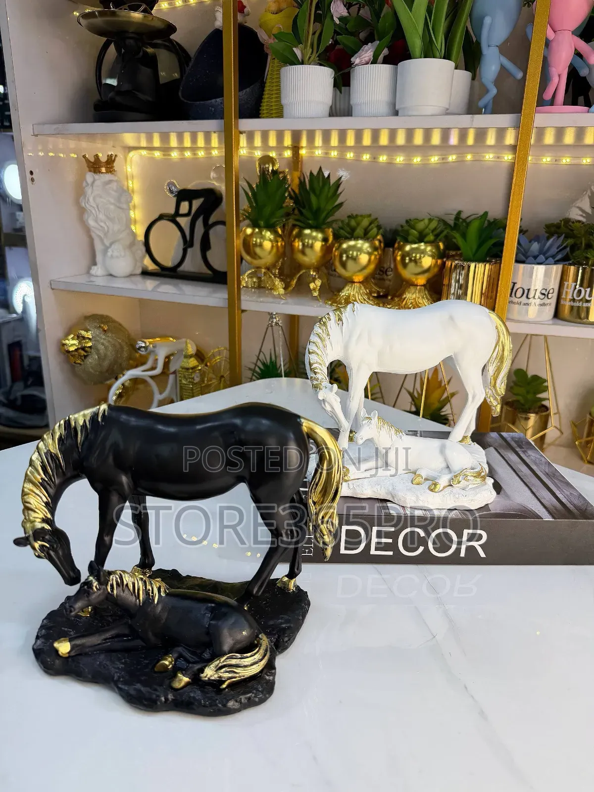 Modern Horse Statue Mother and Son Horse Ornament