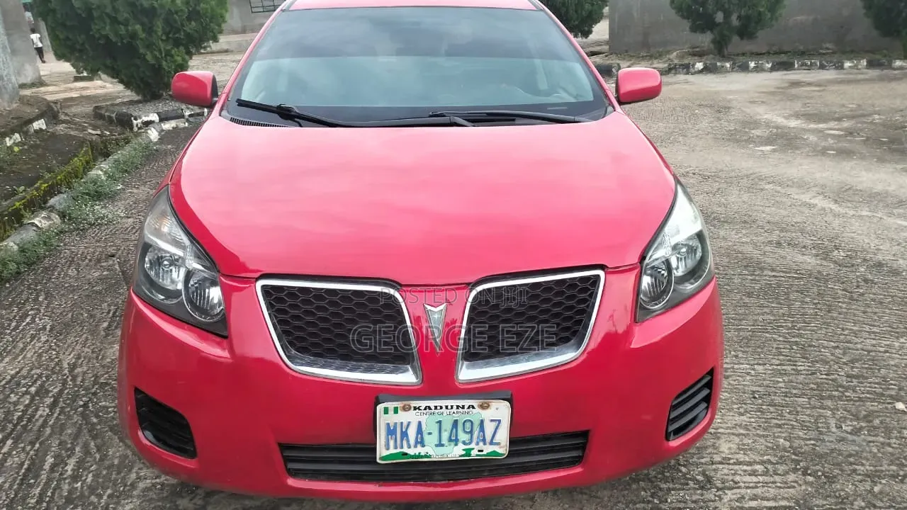 Pontiac Vibe 2009 Red