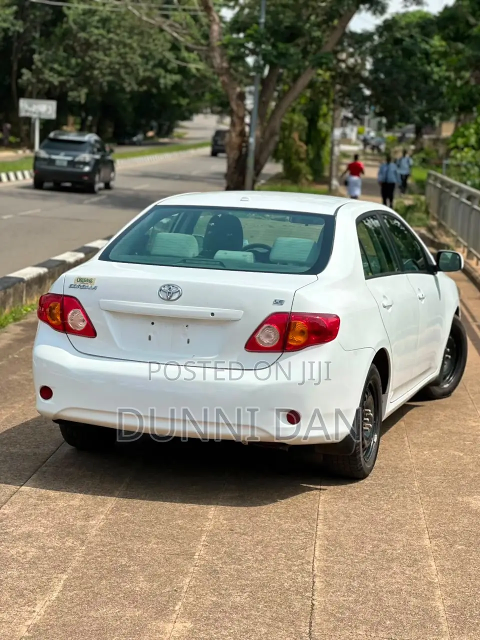 Toyota Corolla XLE 4dr Sedan (1.8L 4cyl 4A) 2009 White