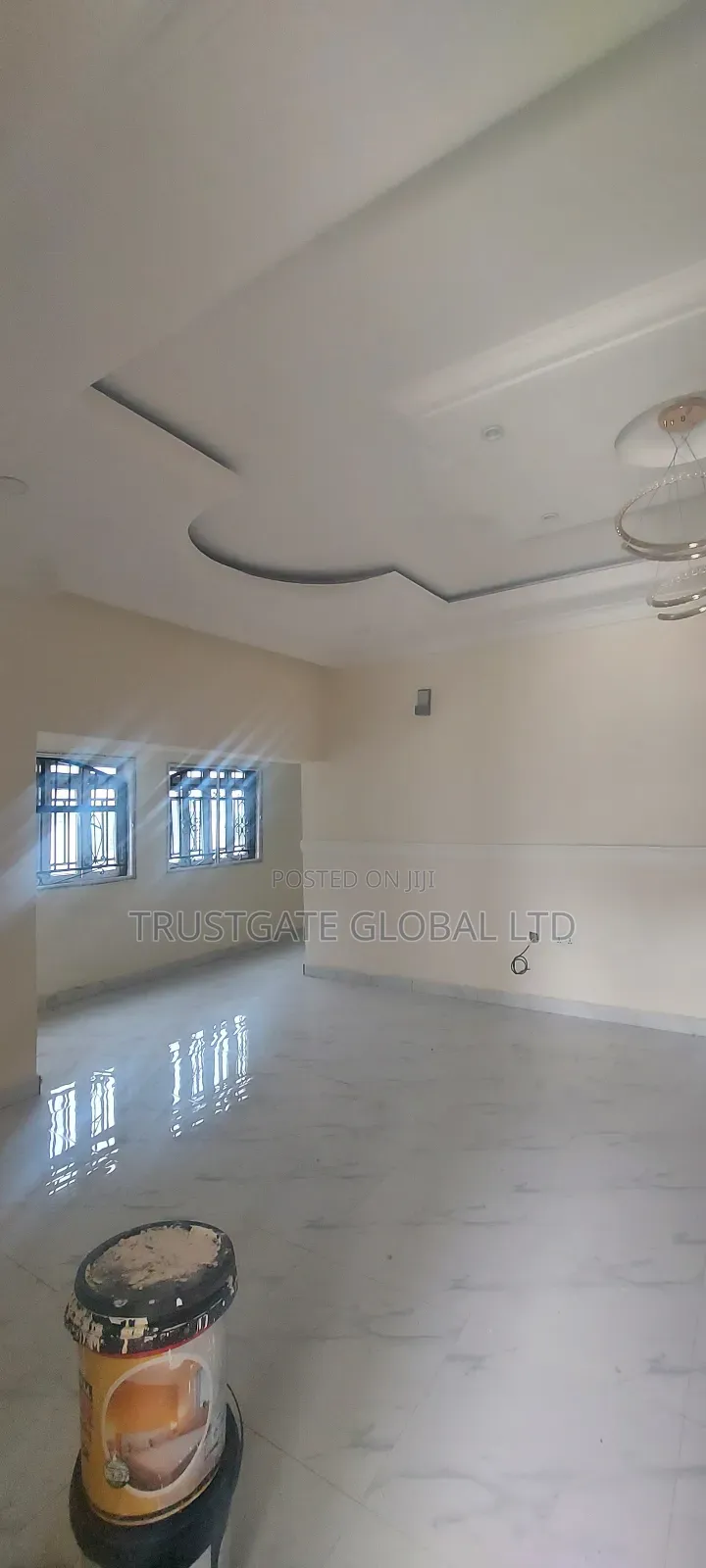 4bdrm Apartment in Police Service, Idu Industrial for rent