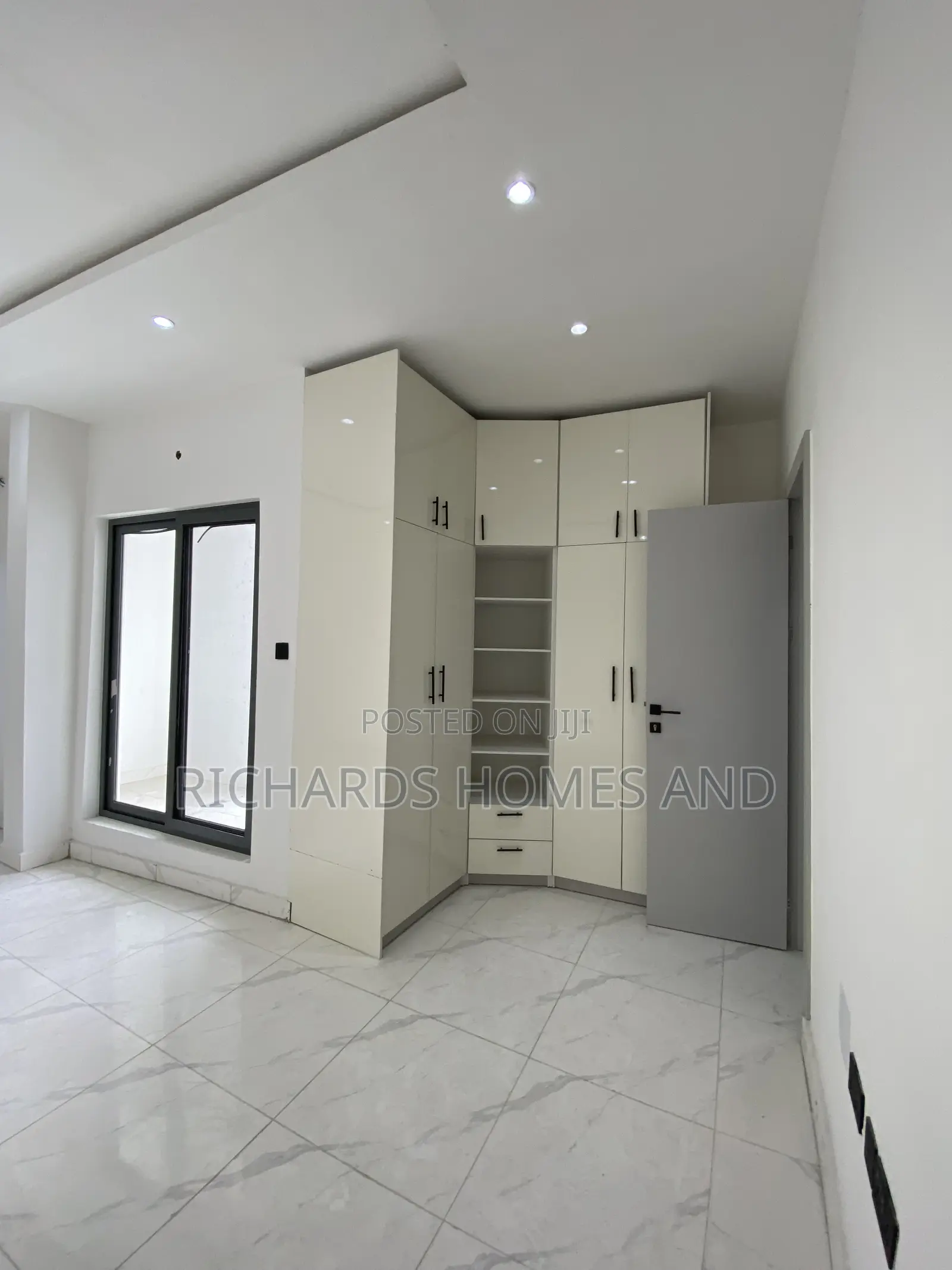 2bdrm Apartment in Ilasan for sale