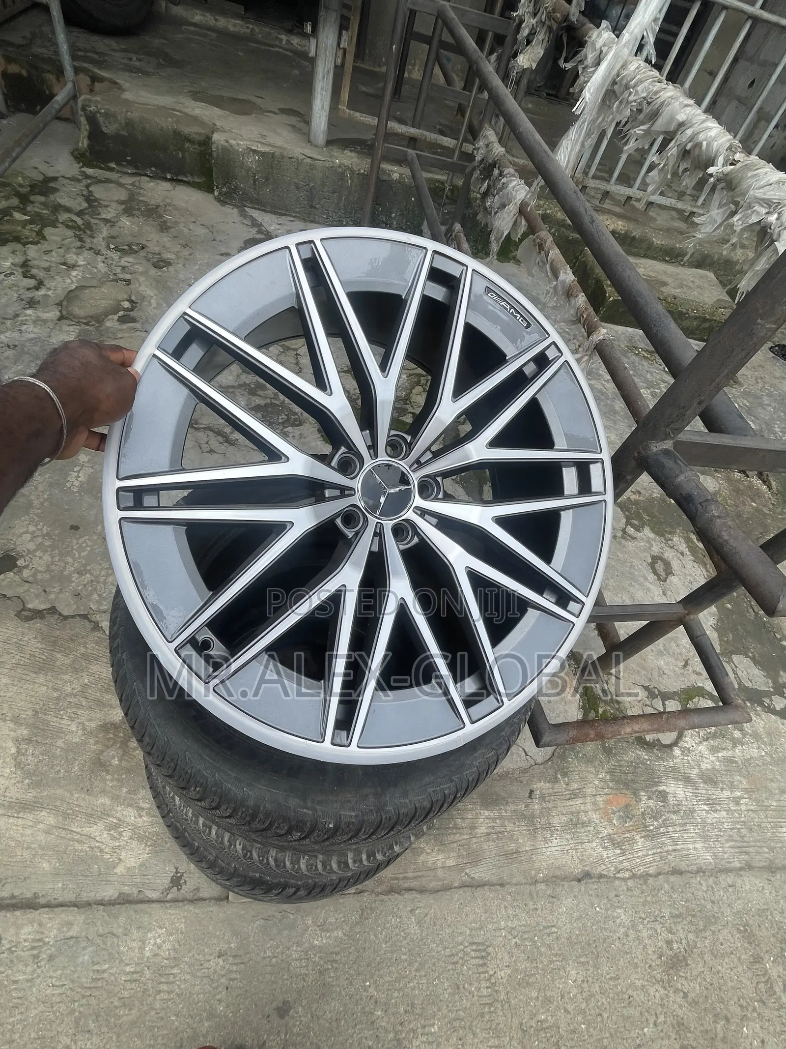 22 INCHES Mercedes GLE Rim Brand New