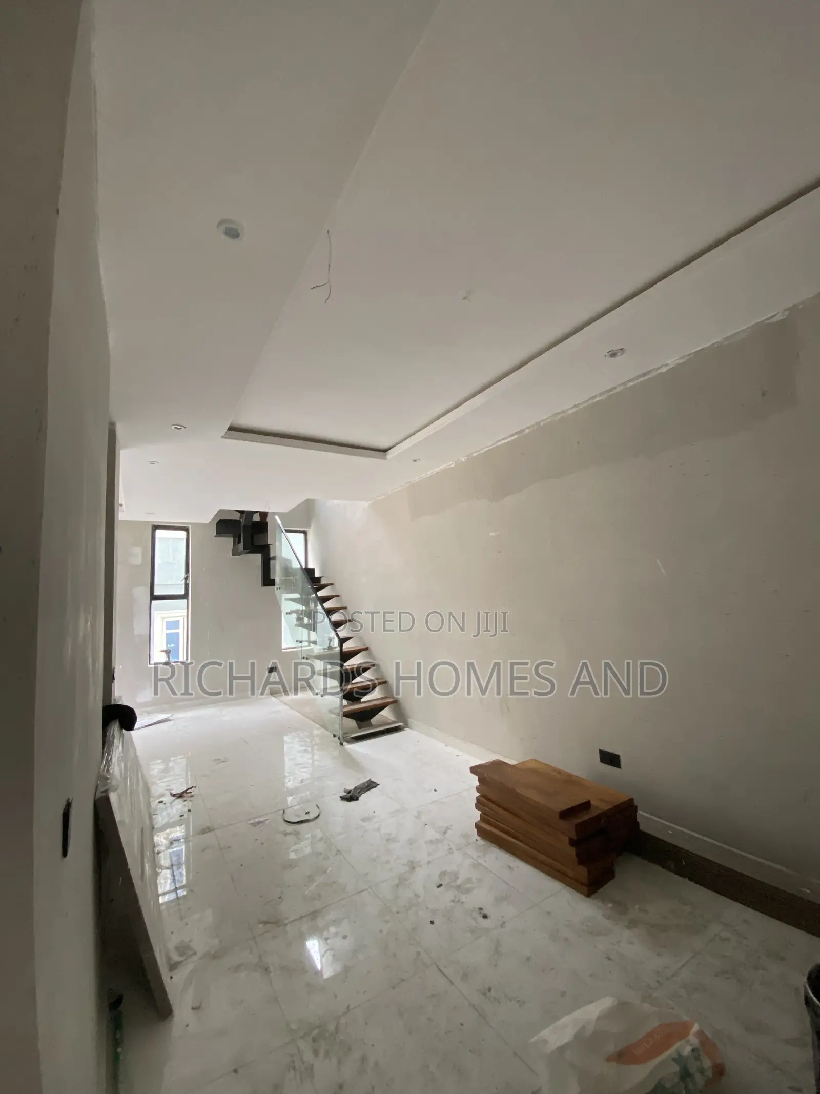 2bdrm Maisonette in Ikate for sale