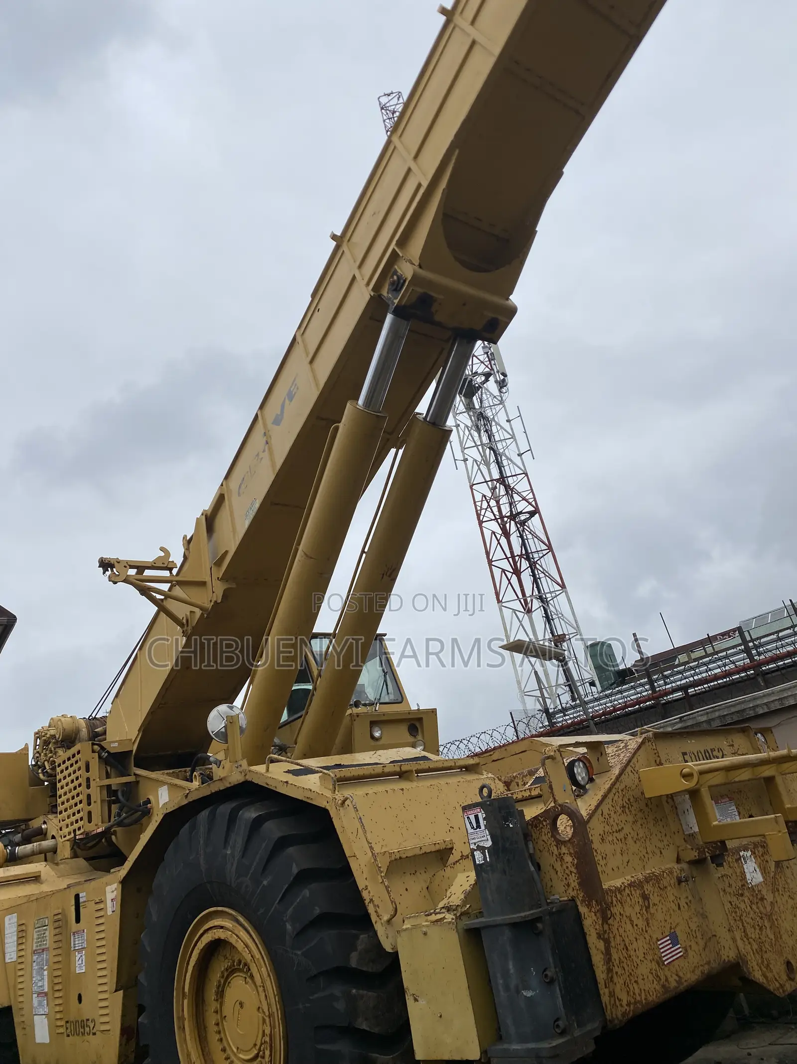 Groove 4x4 Crane 90-Tons