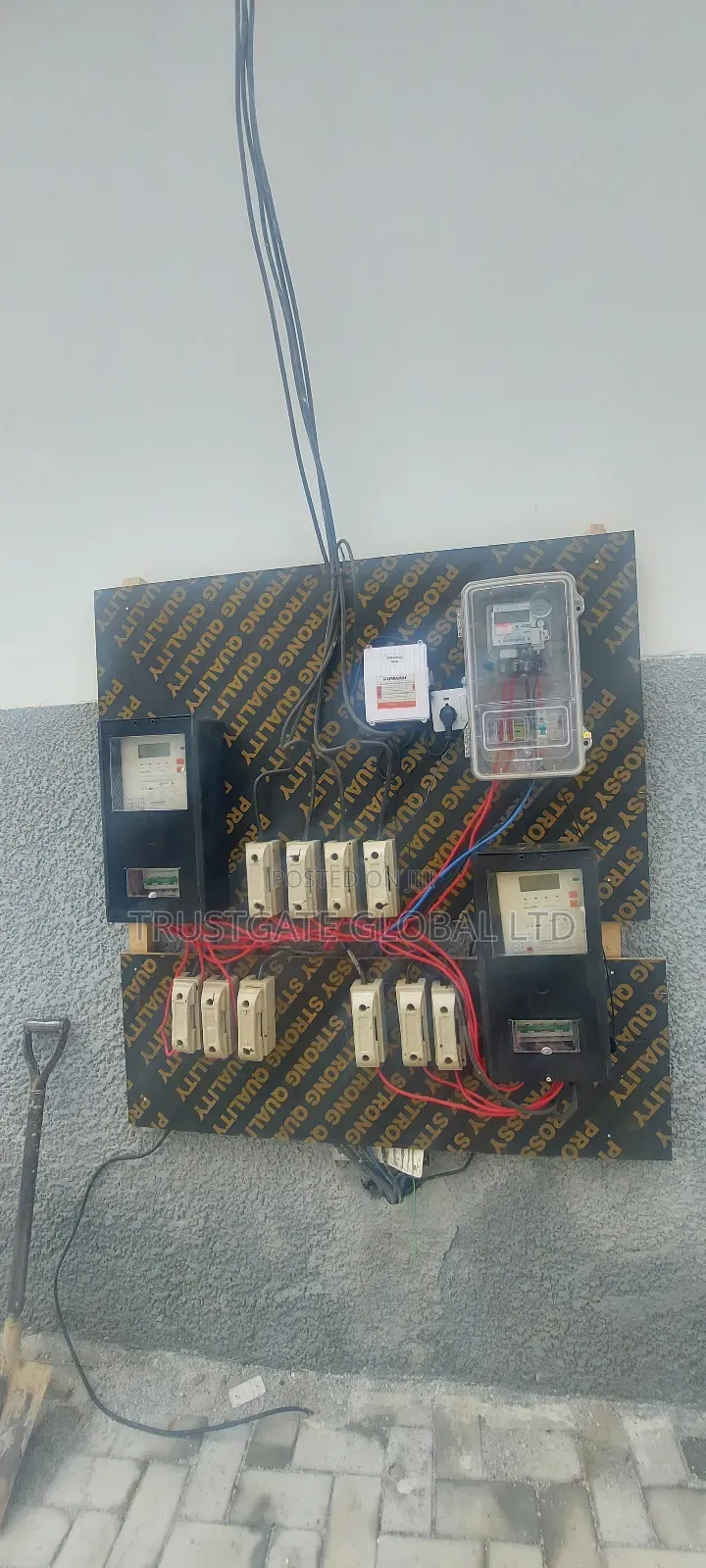 3bdrm Apartment in Police Service, Idu Industrial for rent