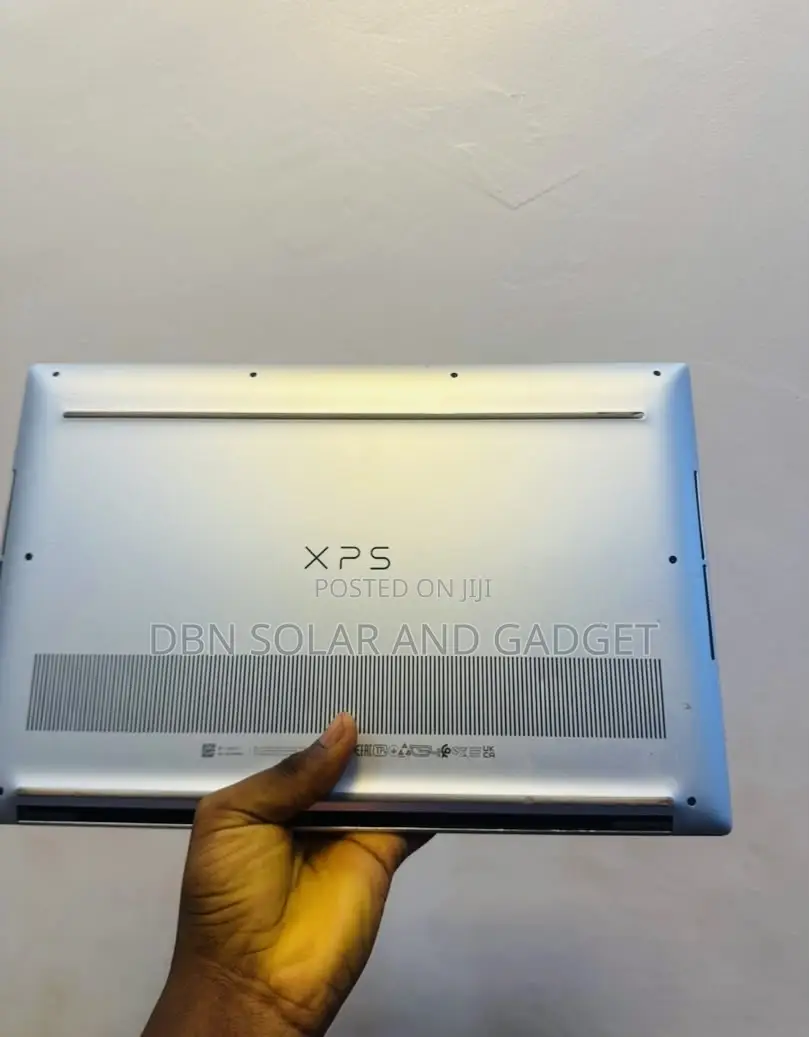 Laptop Dell XPS 15 9520 16GB Intel Core i7 SSD 512GB
