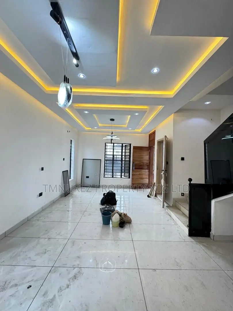 4bdrm Duplex in Gbagada for sale