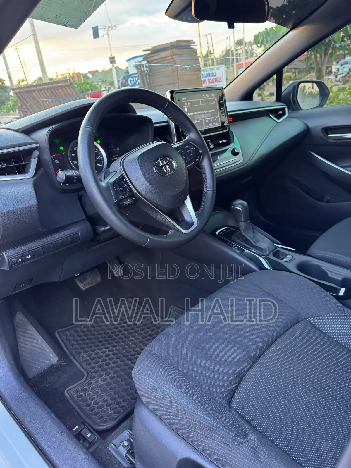 Toyota Corolla 2021 White