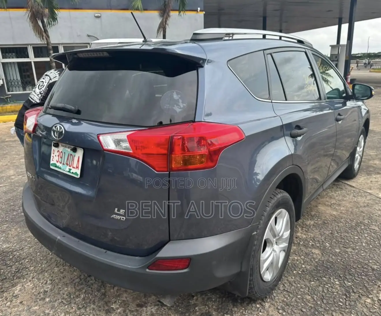 Toyota RAV4 LE AWD (2.5L 4cyl 6A) 2013 Blue