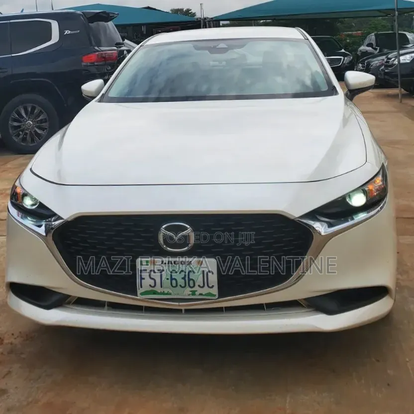 Mazda 3 2021 White