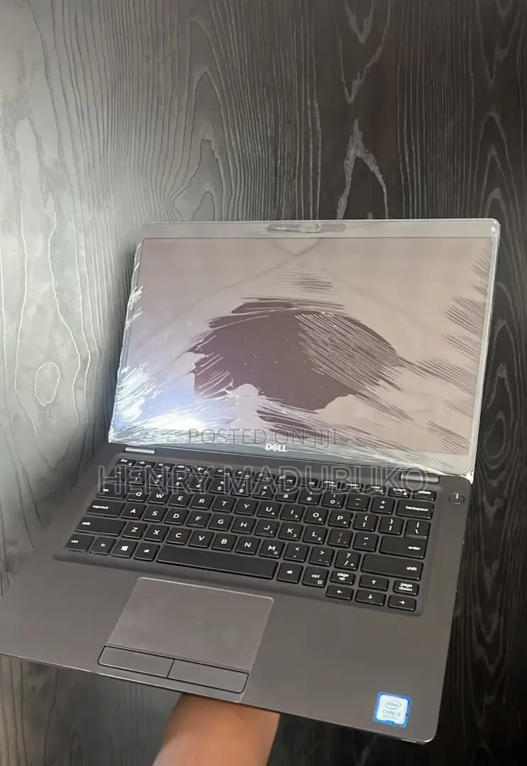 Laptop Dell Latitude 7400 8GB Intel Core i5 SSD 256GB