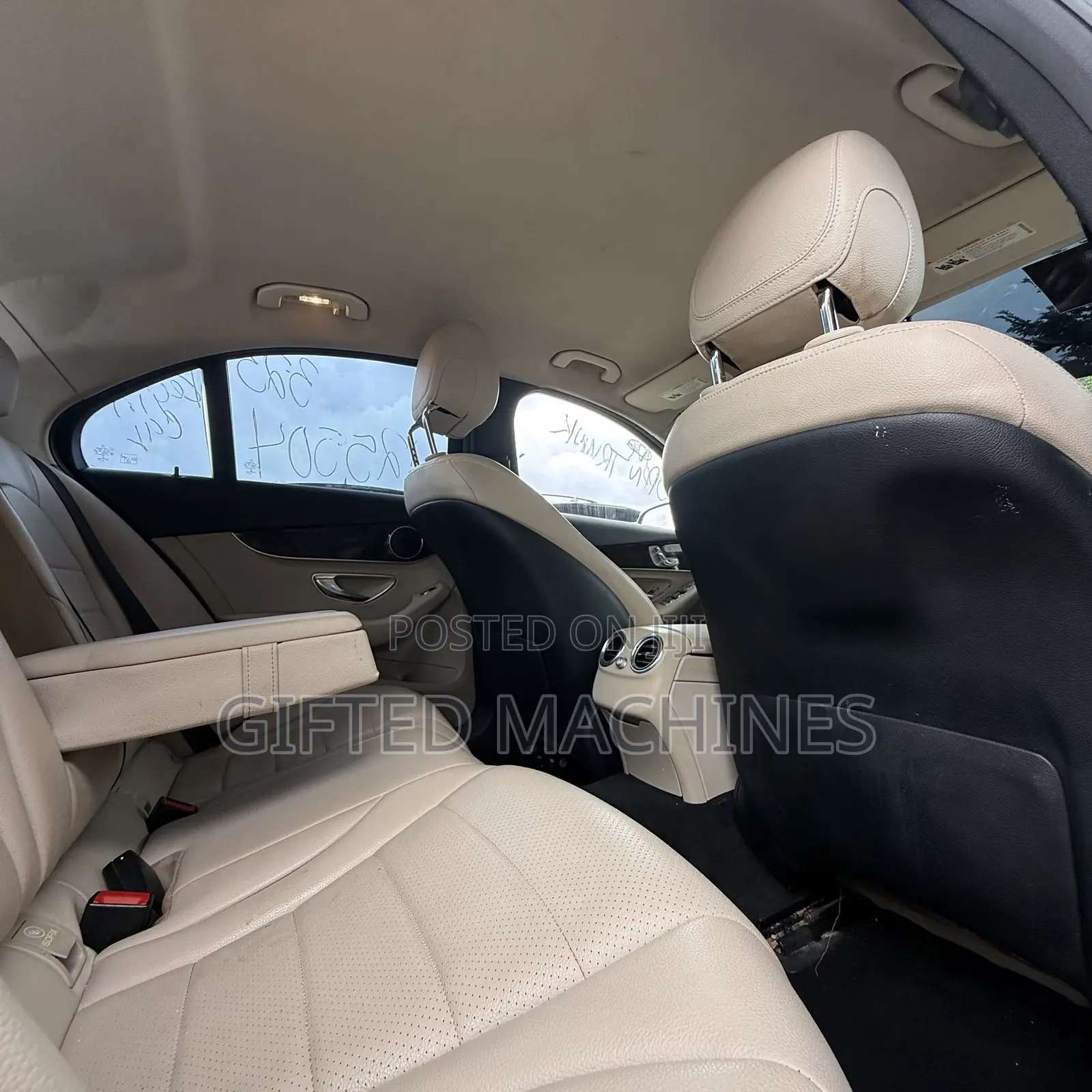Mercedes-Benz C300 2016 Black