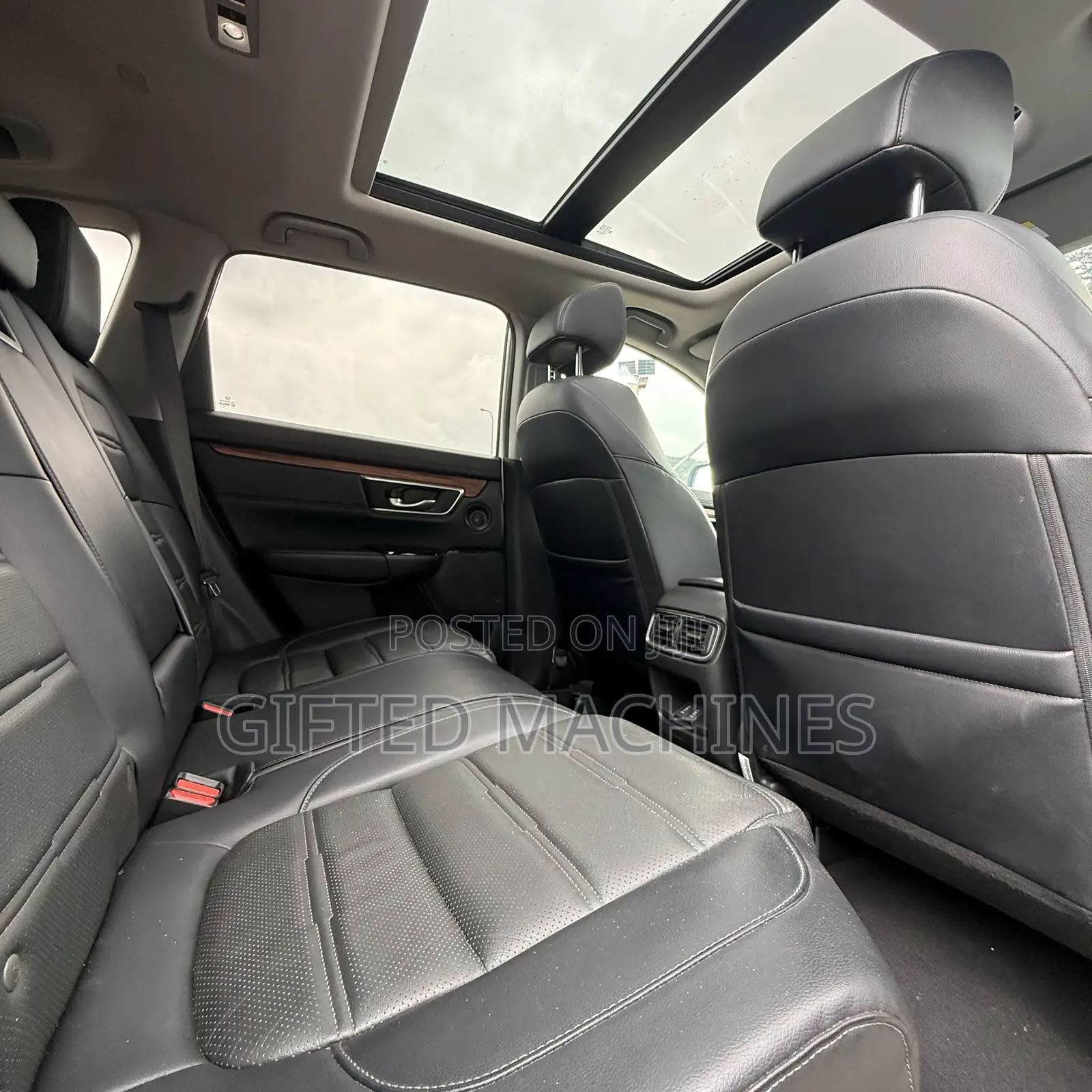 Honda CR-V 2019 White