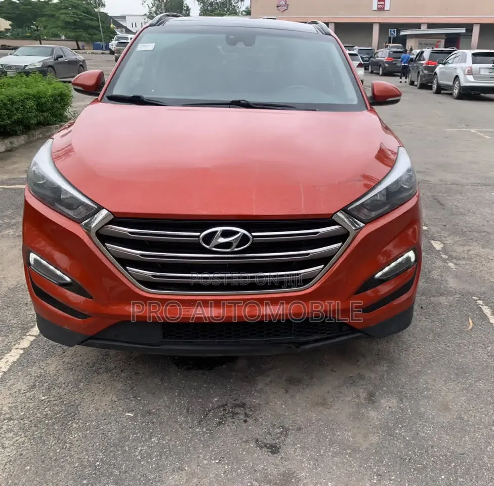 Hyundai Tucson Limited AWD 2017 Orange
