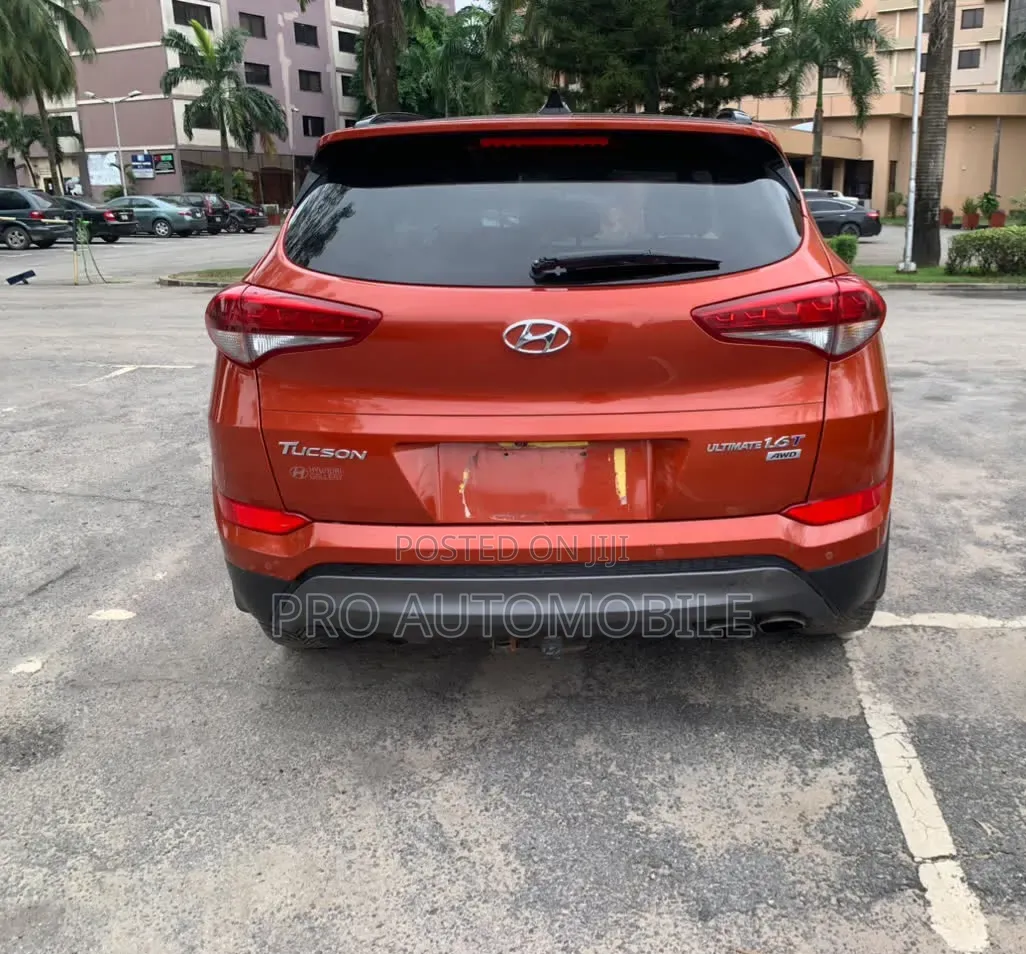 Hyundai Tucson Limited AWD 2017 Orange