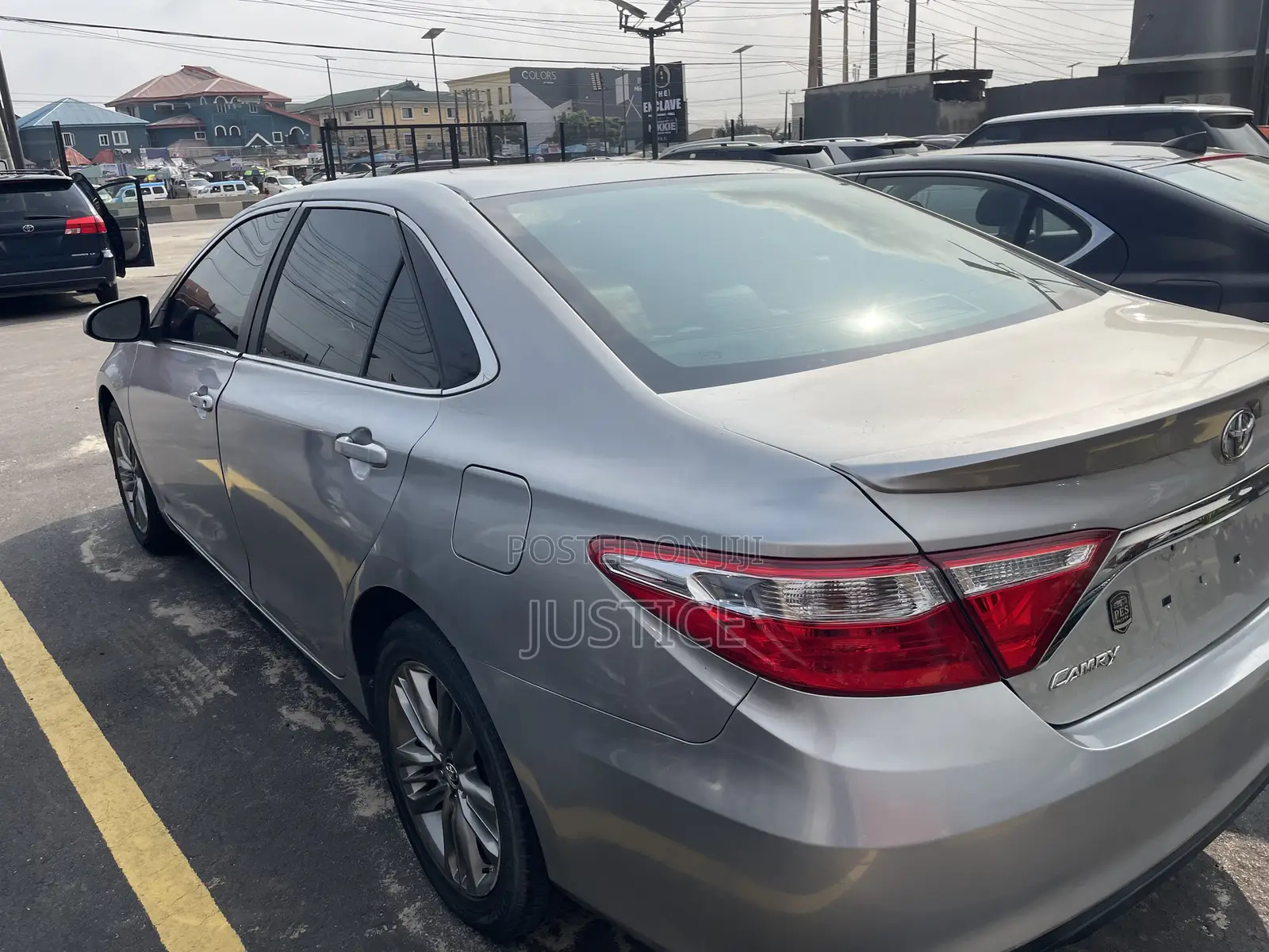 Toyota Camry SE 4dr Sedan (2.5L 4cyl 6A) 2016 Silver