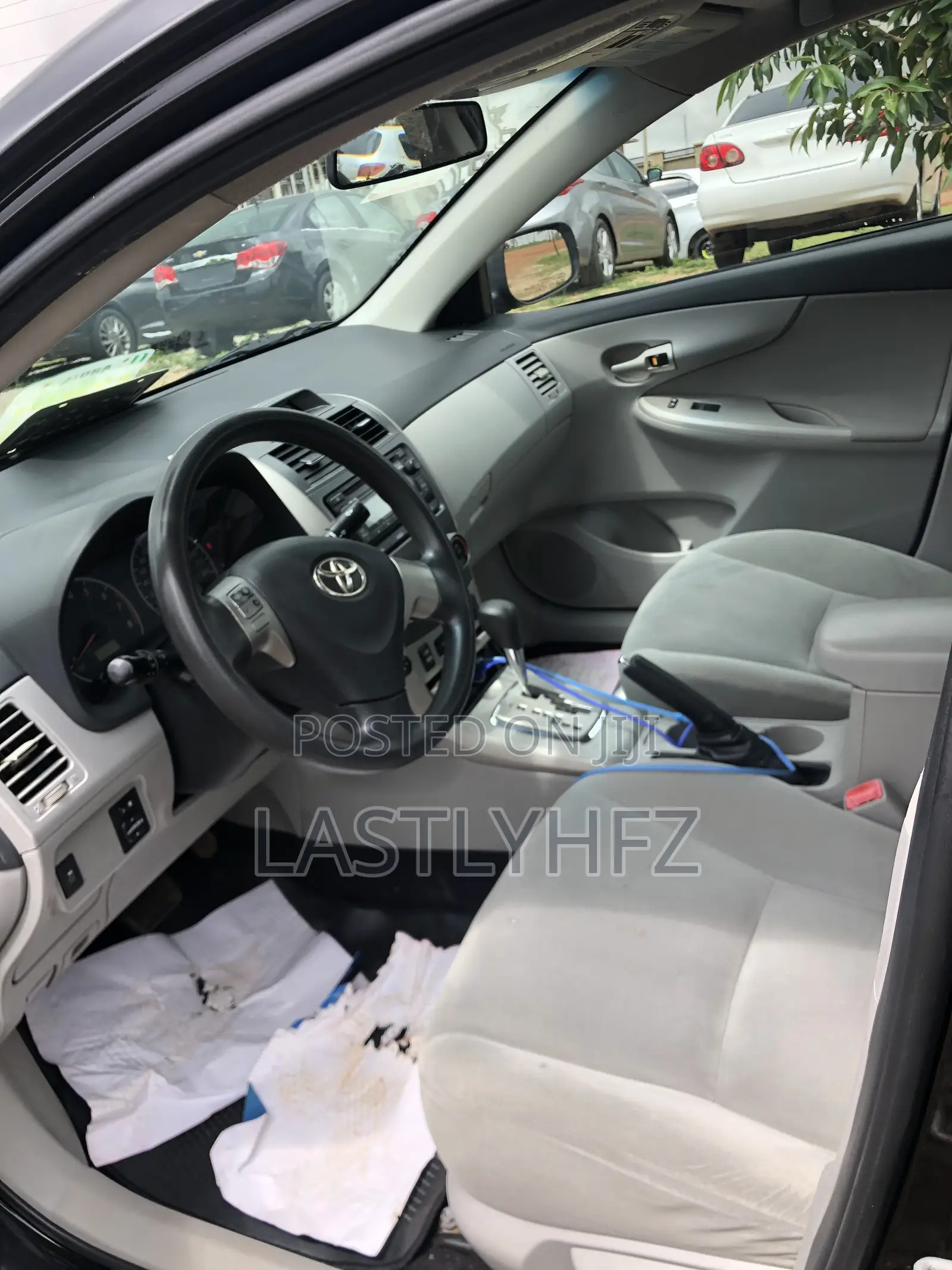Toyota Corolla LE 4dr Sedan (1.8L 4cyl 4A) 2012 Black