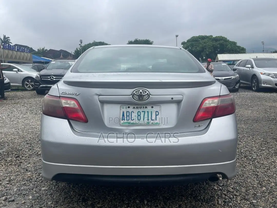 Toyota Camry 2008 Silver