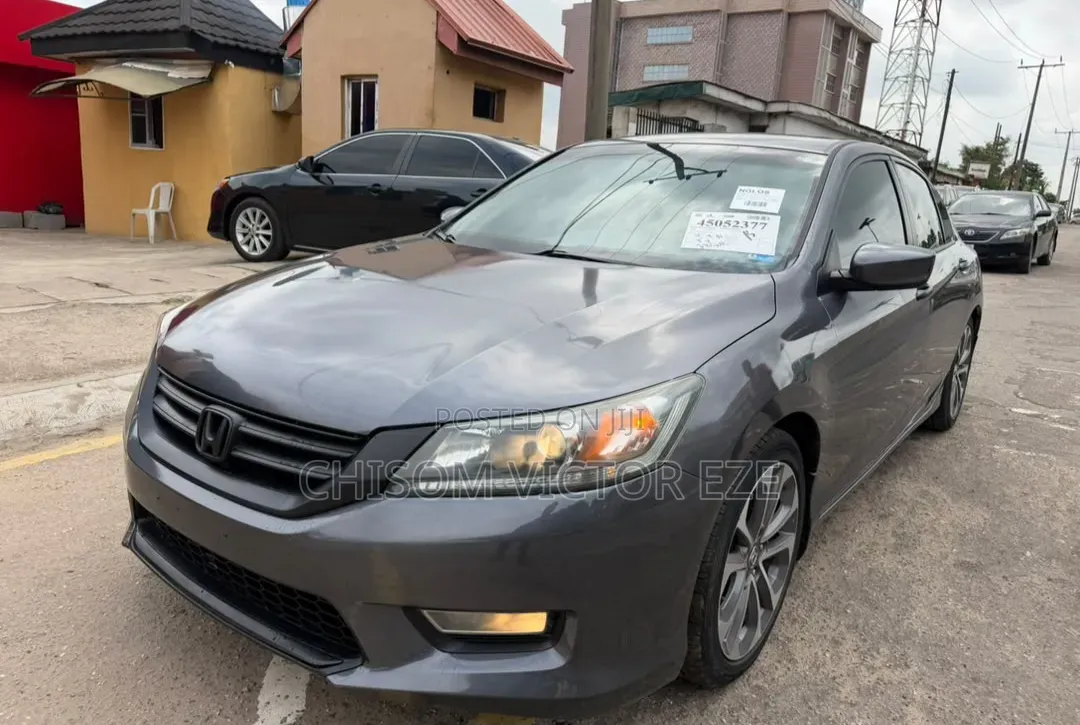 Honda Accord Sport 4dr Sedan FWD (2.4L 4cyl 2A) 2013 Gray