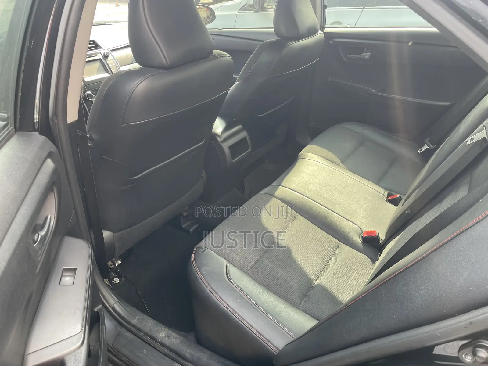 Toyota Camry SE 4dr Sedan (2.5L 4cyl 6A) 2017 Black