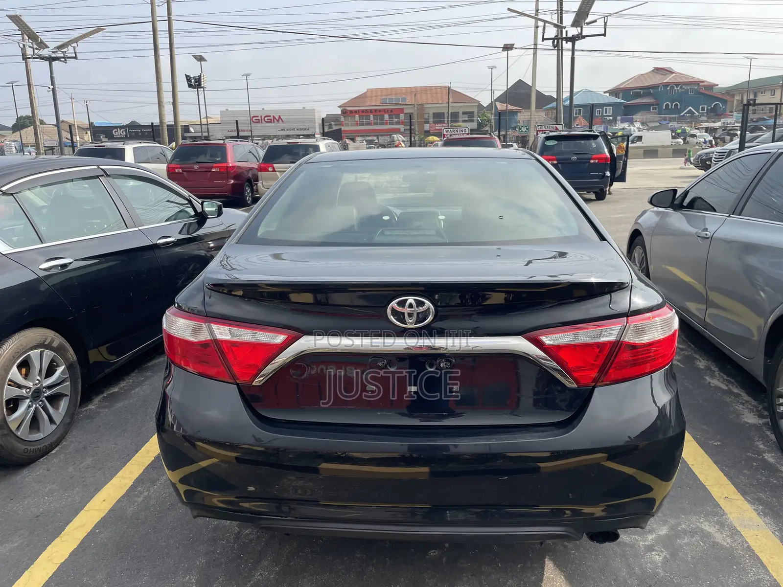 Toyota Camry SE 4dr Sedan (2.5L 4cyl 6A) 2017 Black