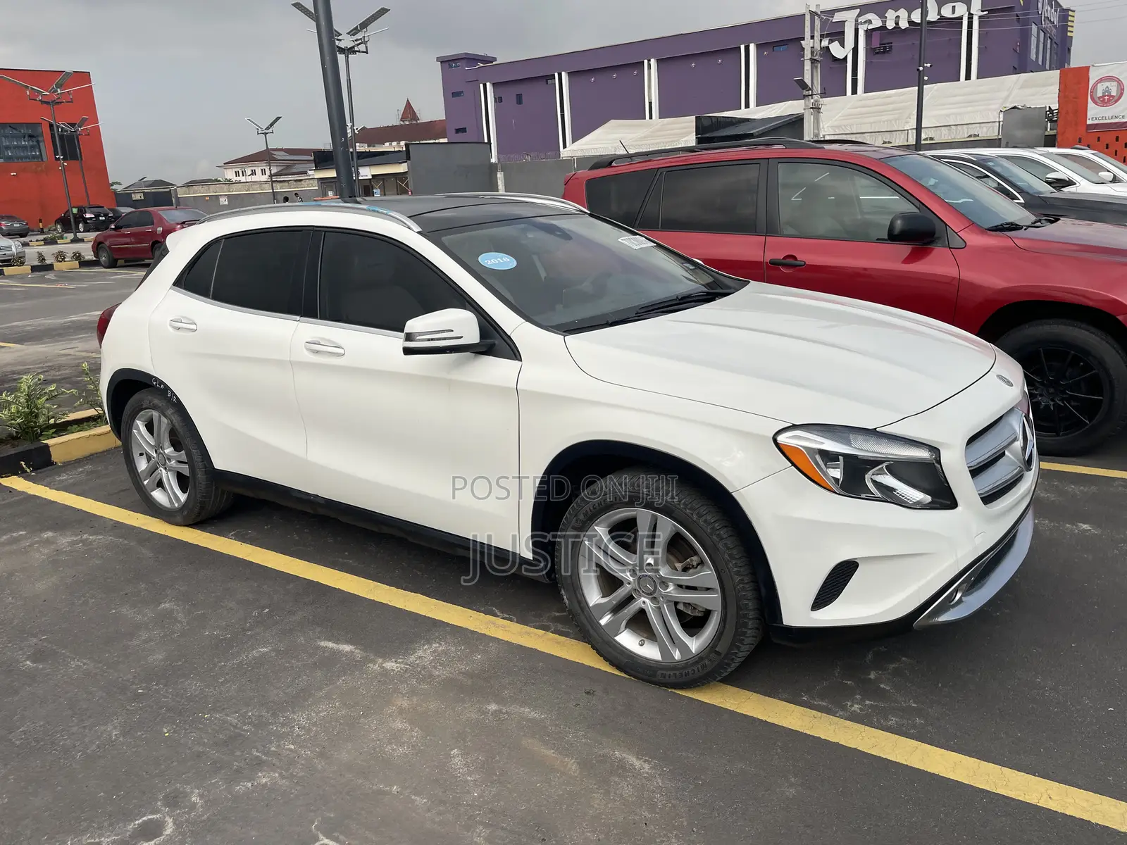 Mercedes-Benz GLA 250 2016 White