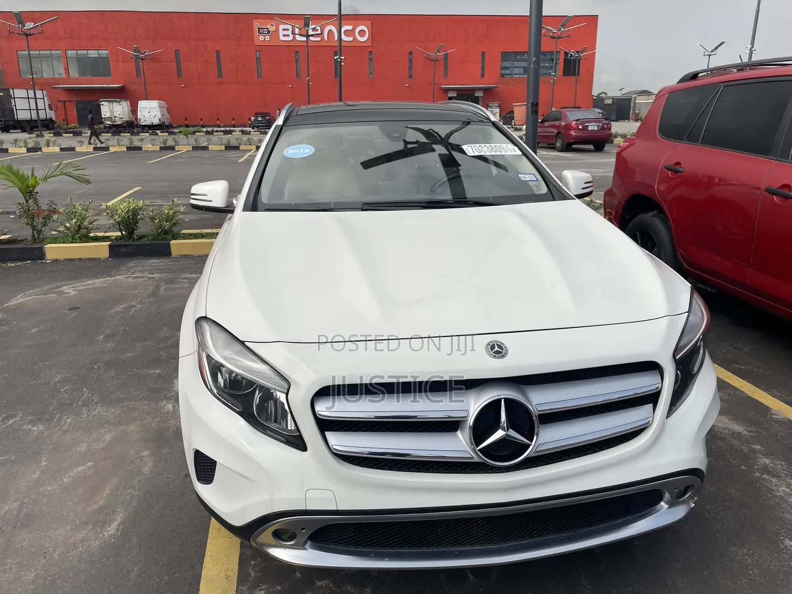 Mercedes-Benz GLA 250 2016 White