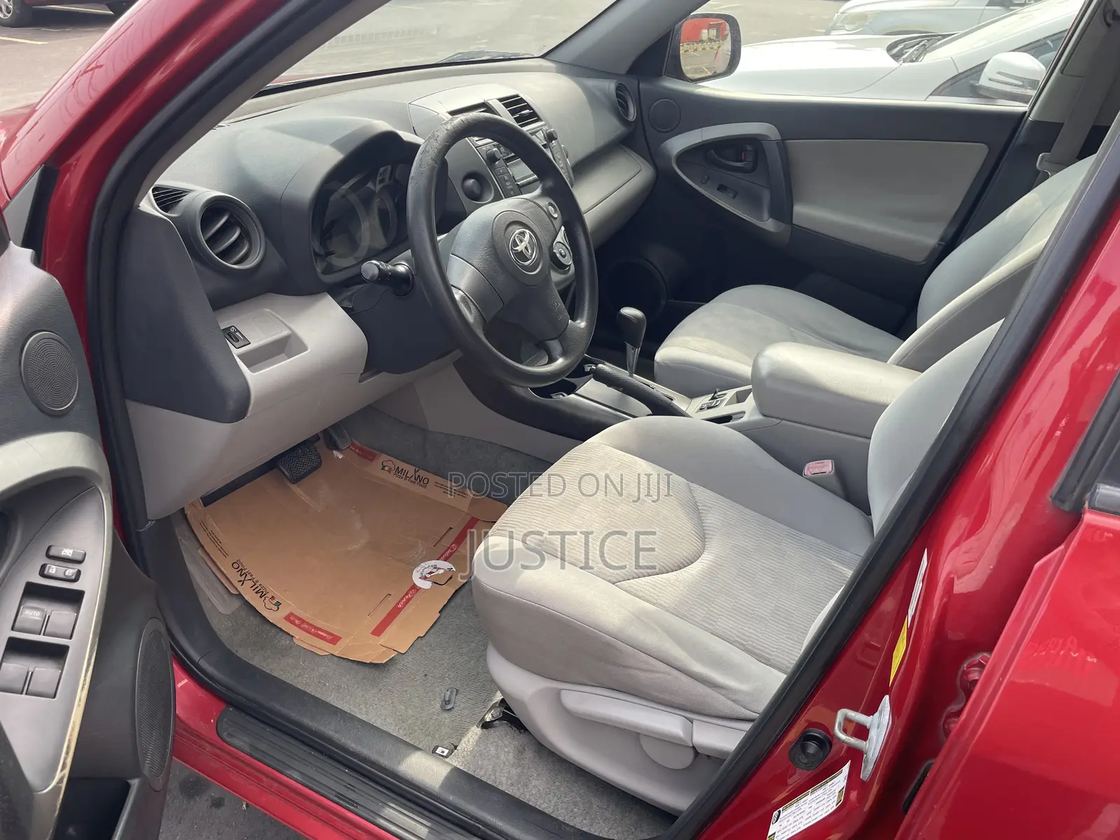 Toyota RAV4 2011 Red