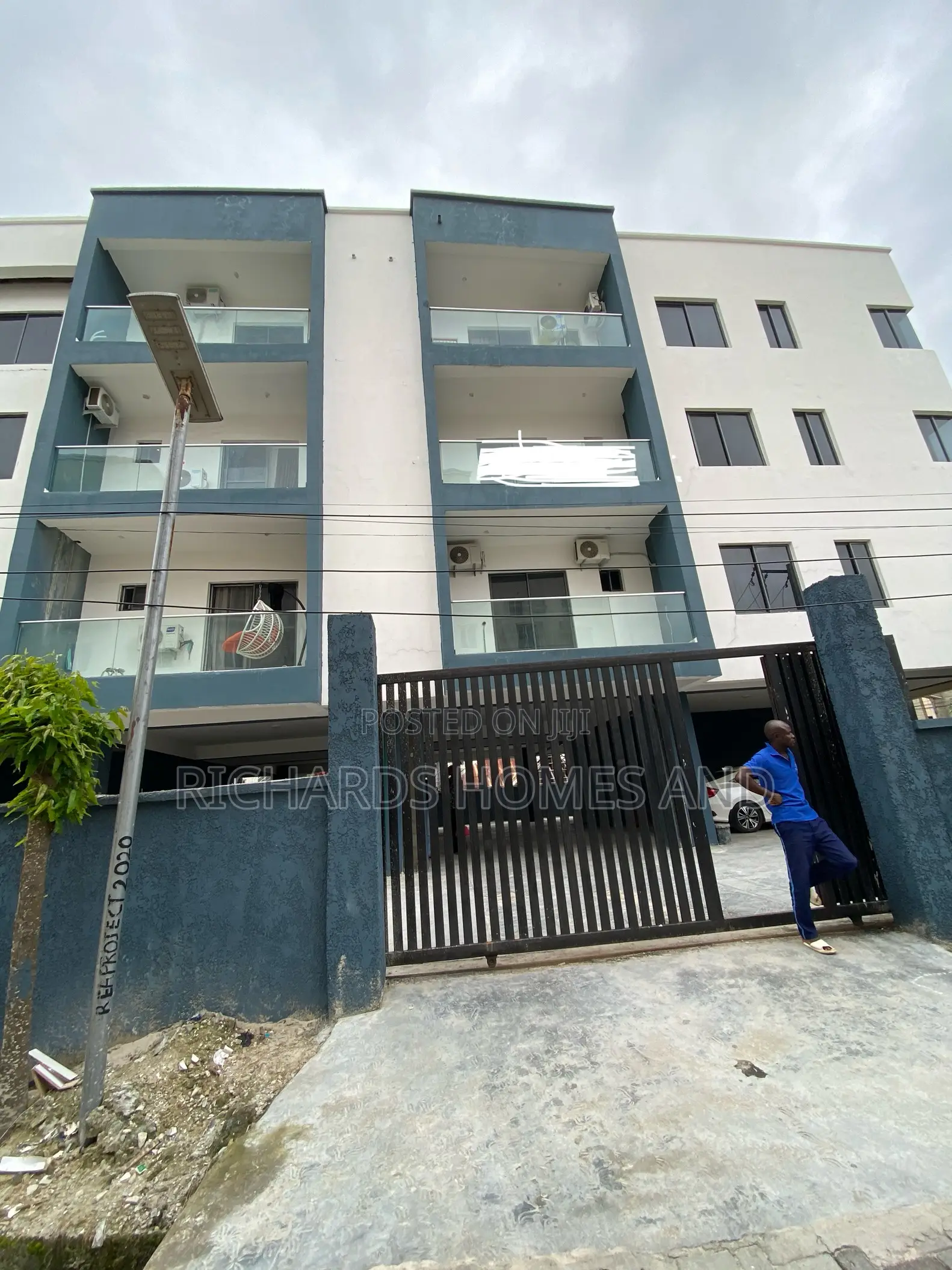 Furnished 2bdrm Apartment in Ikate for sale