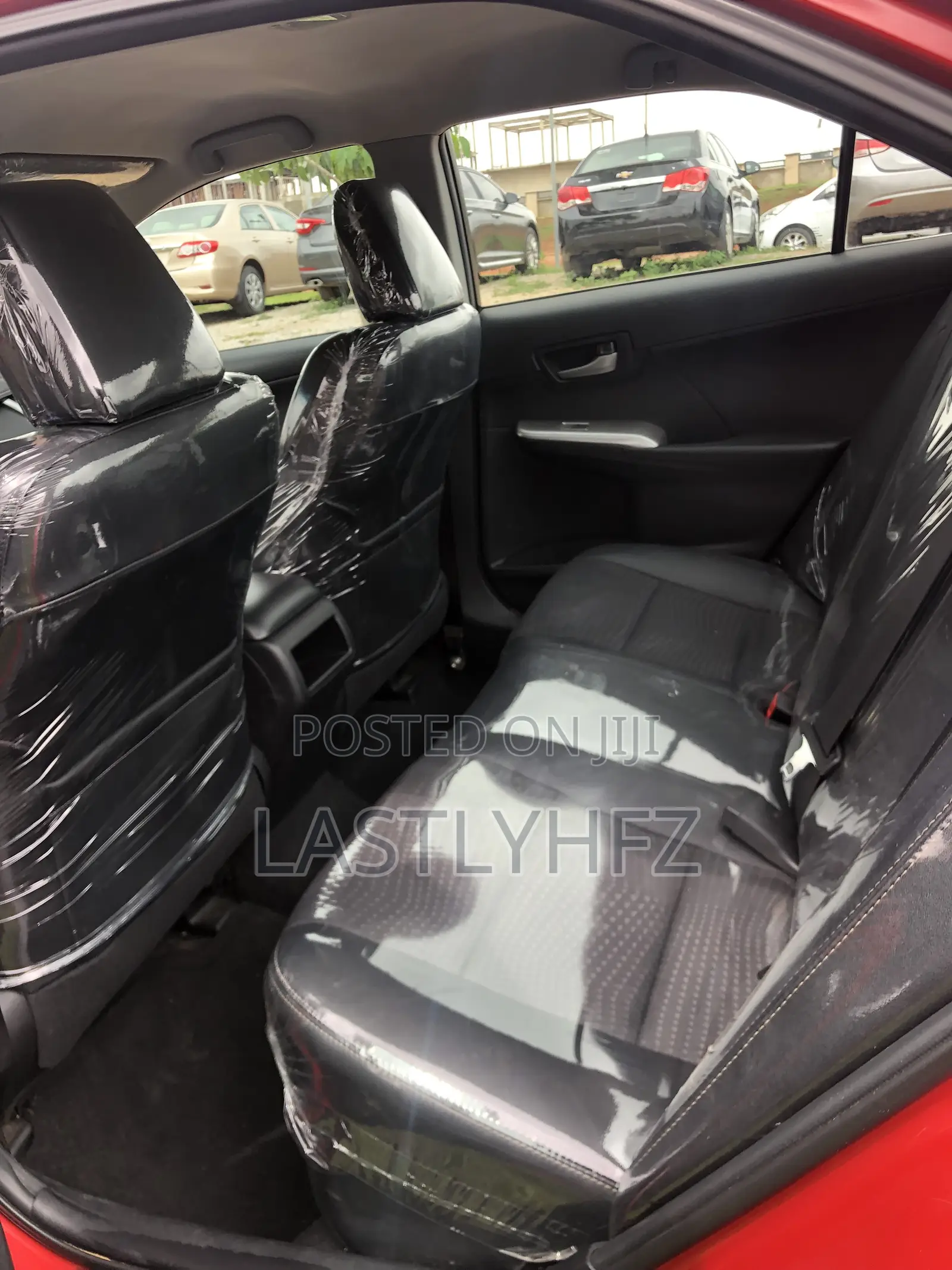 Toyota Camry SE V6 4dr Sedan (3.5L 6cyl 6A) 2013 Red