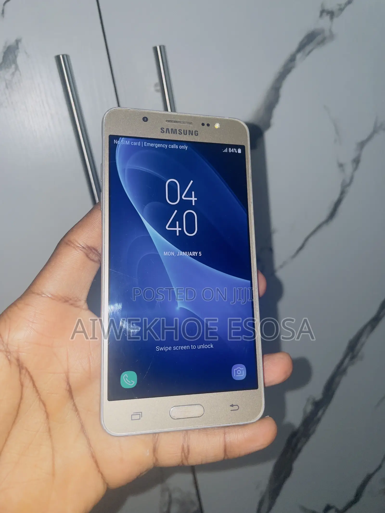 Samsung Galaxy J5 16 GB White