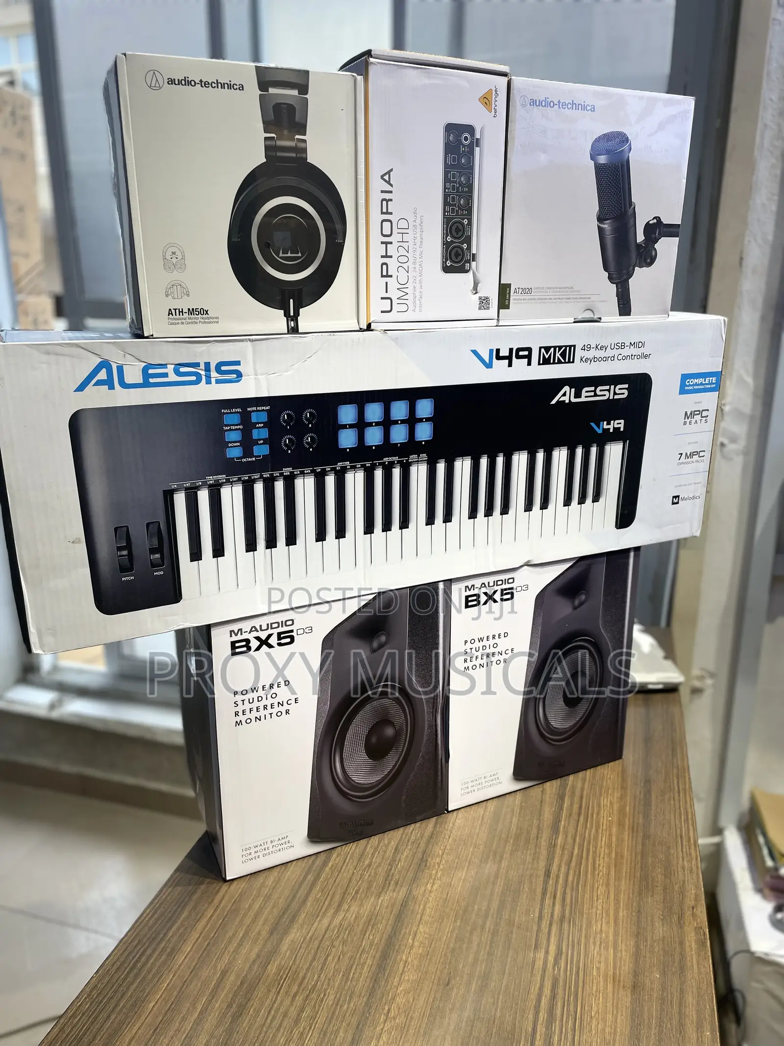 Bx5d3, Alesis V49 Mkii Midi, M50x Headphone, At2020 Mic Umc202hd