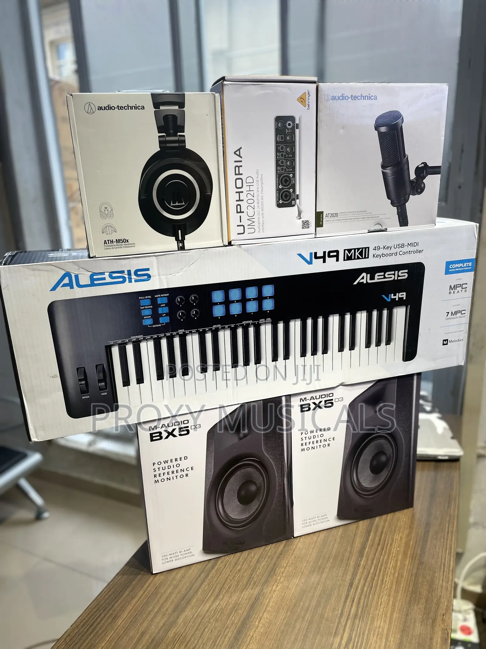 Bx5d3, Alesis V49 Mkii Midi, M50x Headphone, At2020 Mic Umc202hd