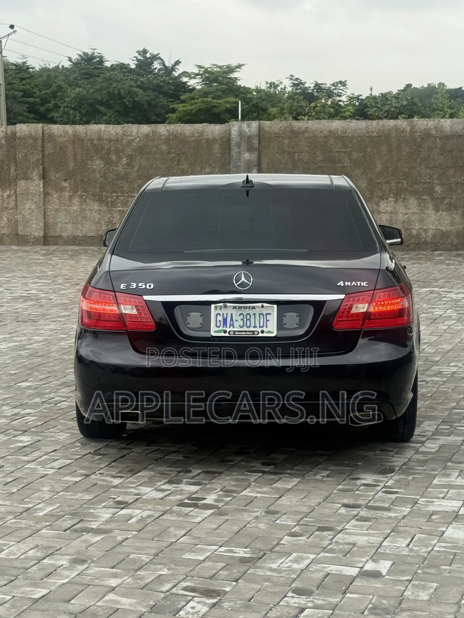 Mercedes-Benz E350 Base 4Matic Sedan AWD (3.5L 6cyl 7A) 2011 Black